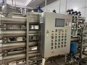 Machine d'usinage (10)