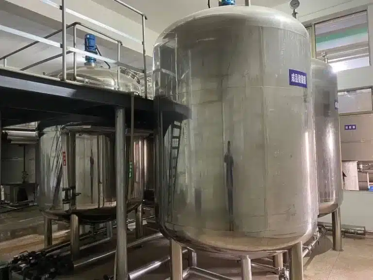 Machining machine (9)